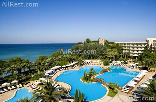 Sani Beach Hotel 4